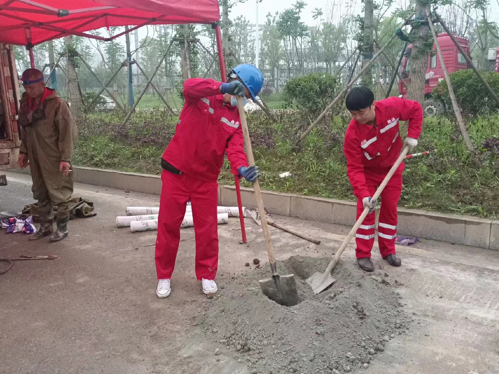 昭苏管道疏通哪家好】及时进行市政管道清淤